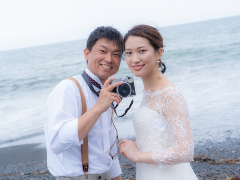 【海+スタジオ】洋装2着｜300着の衣裳から選べる｜衣裳スタイリスト付｜美容着付け付｜100分撮影｜150カット｜事前試着付