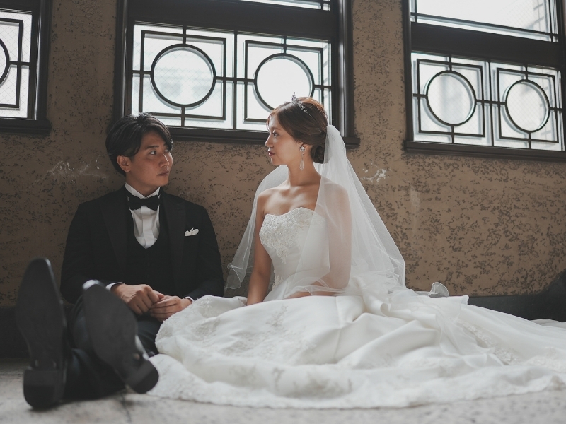 【洋館】洋装2着｜300着の衣裳から選べる｜衣裳スタイリスト付｜美容着付け付｜120分撮影｜200カット｜事前試着付