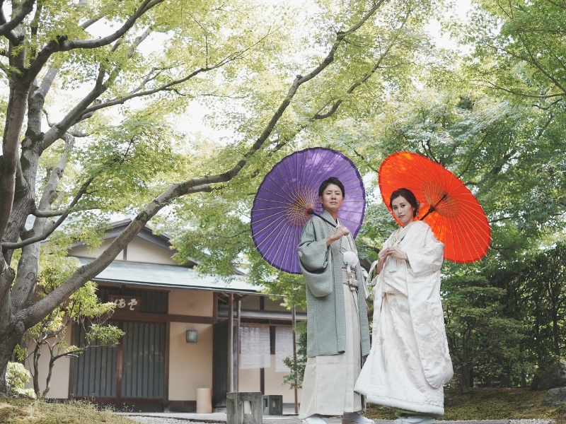 【和室＋洋館＋自然公園】和装1着洋装2着｜500着の衣裳から選べる｜衣裳スタイリスト付｜美容着付け付｜250カット｜事前試着付