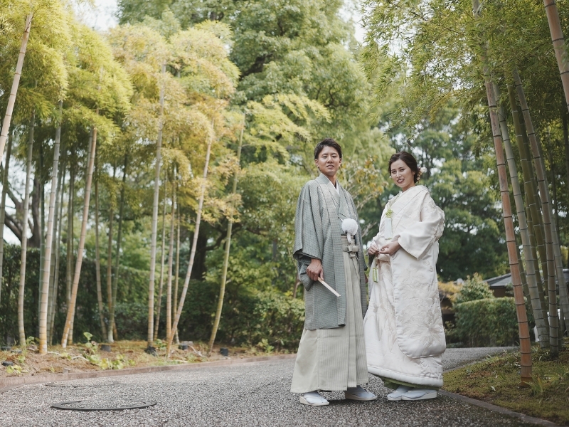 【茶室＋庭園＋洋館】和装2着洋装1着｜500着の衣裳から選べる｜衣裳スタイリスト付｜美容着付け付｜250カット｜事前試着付