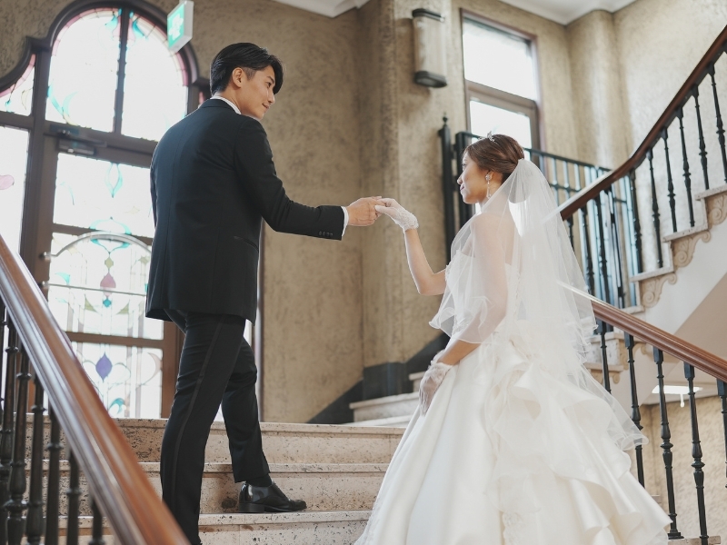 【スタジオ+洋館】和装1着/洋装1着｜500着の衣裳から選べる｜衣裳スタイリスト付｜美容着付け付｜180カット｜事前試着付