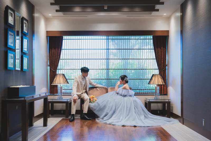 【チャペル撮影】洋装2着｜300着の衣裳から選べる｜衣裳スタイリスト付｜美容着付け付｜120分撮影｜200カット｜事前試着付