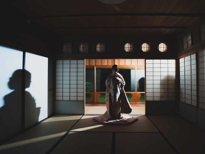 【和室＋スタジオ】和装2着洋装1着｜500着の衣裳から選べる｜衣裳スタイリスト付｜美容着付け付｜250カット｜事前試着付