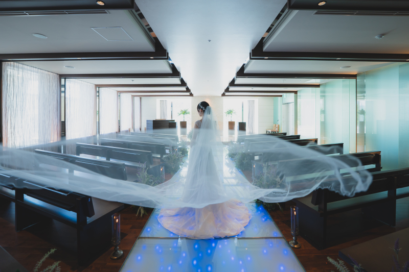 【チャペル撮影】洋装2着｜300着の衣裳から選べる｜衣裳スタイリスト付｜美容着付け付｜120分撮影｜200カット｜事前試着付