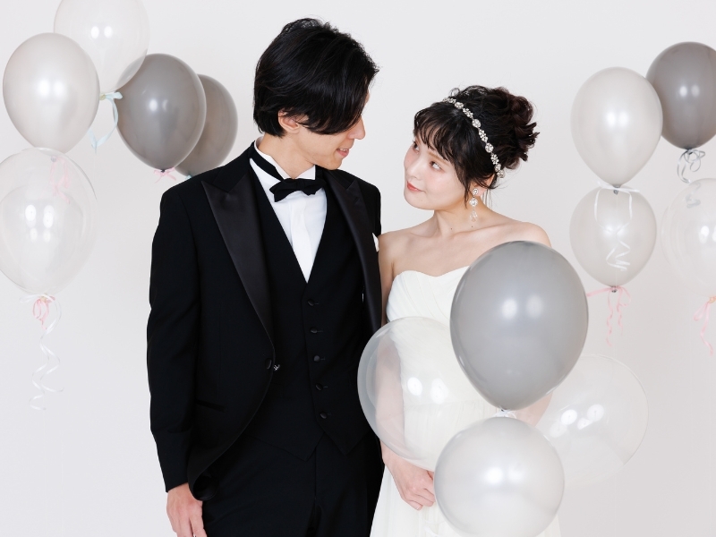 【和室＋洋館＋スタジオ】和装1着洋装2着｜500着の衣裳から選べる｜衣裳スタイリスト付｜美容着付け付｜250カット｜事前試着付