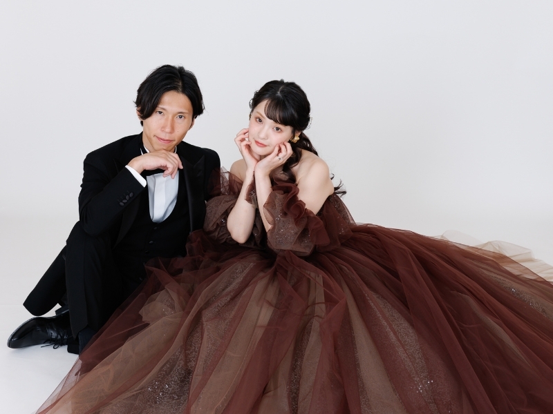 【和室+洋館+スタジオ2】和装1着×洋装1着｜500着の衣裳から選べる｜衣裳スタイリスト付｜美容着付け｜300カット｜事前試着付