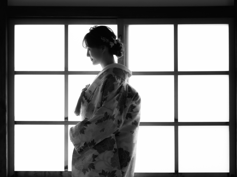 【和室+スタジオ】和装1着｜150着の衣裳から選べる｜衣裳スタイリスト付｜美容着付け付｜100分撮影｜150カット｜事前試着付