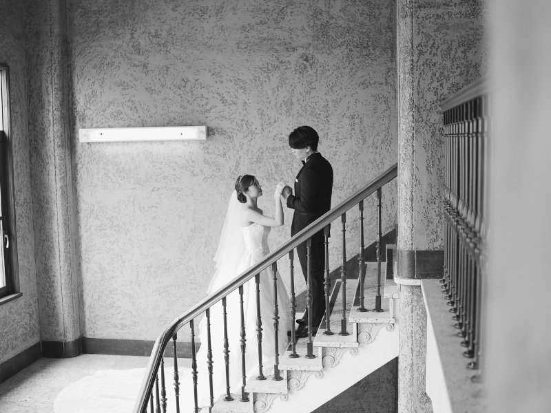 【洋館+自然公園】洋装2着｜300着の衣裳から選べる｜衣裳スタイリスト付｜美容着付け付｜120分撮影｜200カット｜事前試着付