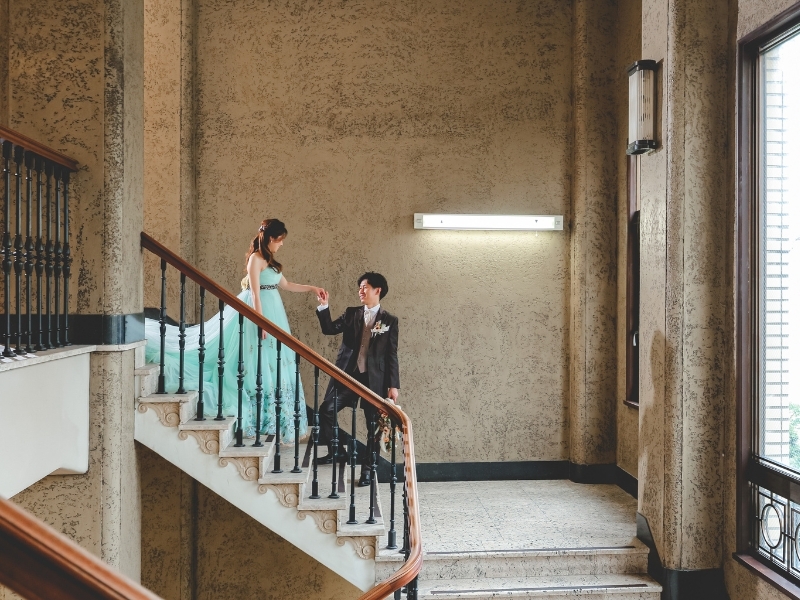 【洋館】洋装2着｜300着の衣裳から選べる｜衣裳スタイリスト付｜美容着付け付｜120分撮影｜200カット｜事前試着付