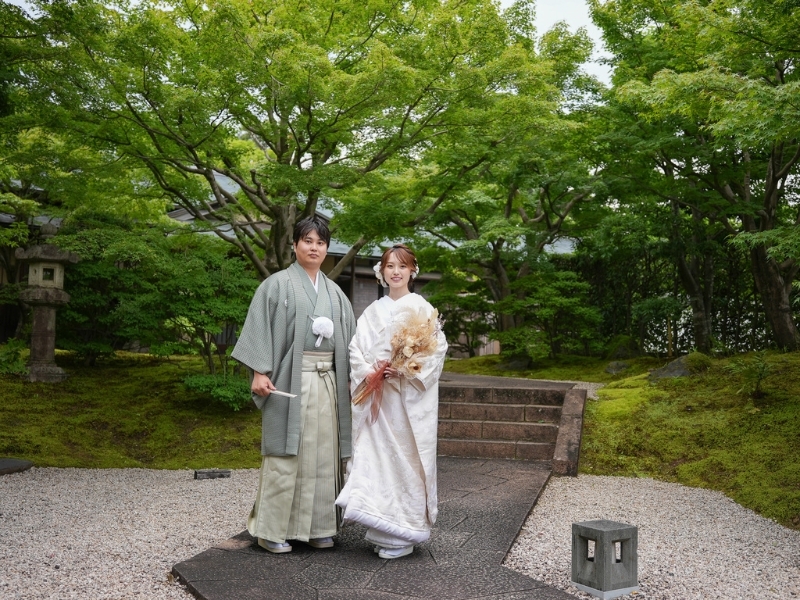 【和室＋洋館＋スタジオ】和装1着洋装2着｜500着の衣裳から選べる｜衣裳スタイリスト付｜美容着付け付｜250カット｜事前試着付