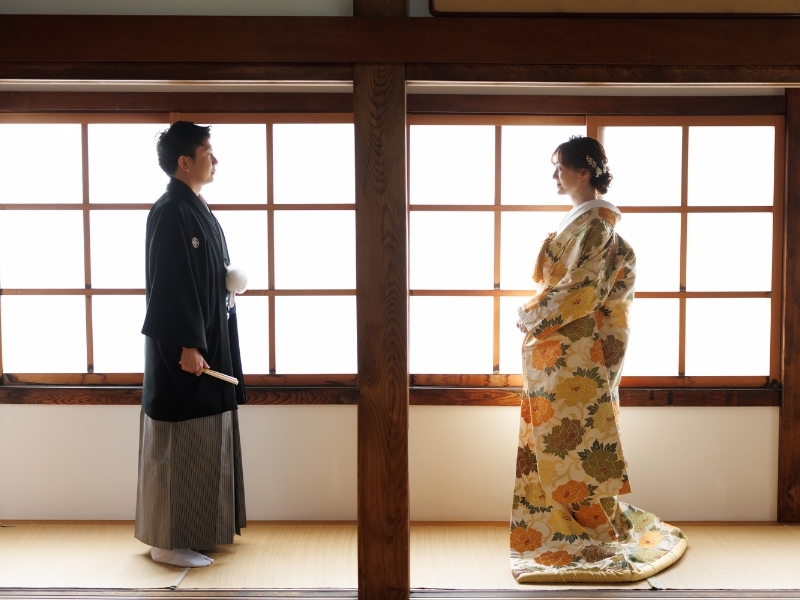 【茶室or寺院】和装2着｜150着の衣裳から選べる｜衣裳スタイリスト付｜美容着付け付｜120分撮影｜180カット｜事前試着付