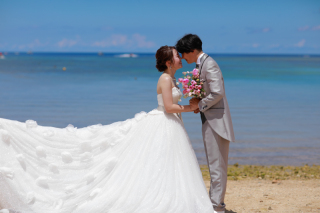 チャペル挙式＆かりゆしビーチ