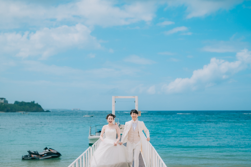 かりゆしビーチの桟橋で撮影！！