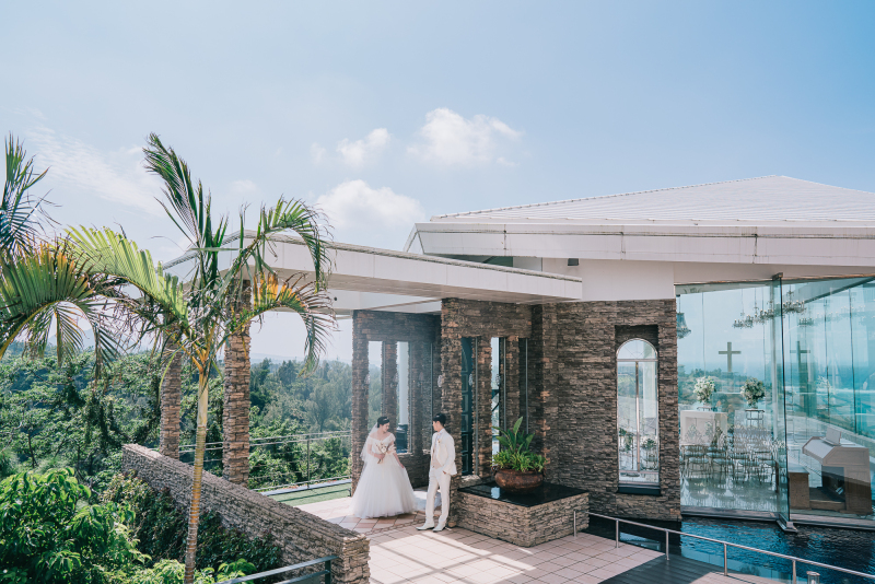 チャペル・ダイアモンドオーシャン（ビックブライダル）_チャペルで撮影できる