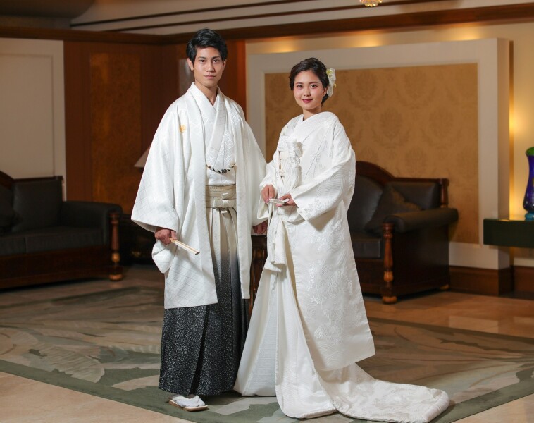 チャペル・ダイアモンドオーシャン（ビックブライダル）_色打掛・着物が豊富