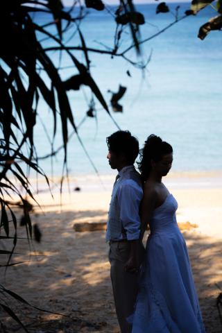 沖縄の海で静かな時間