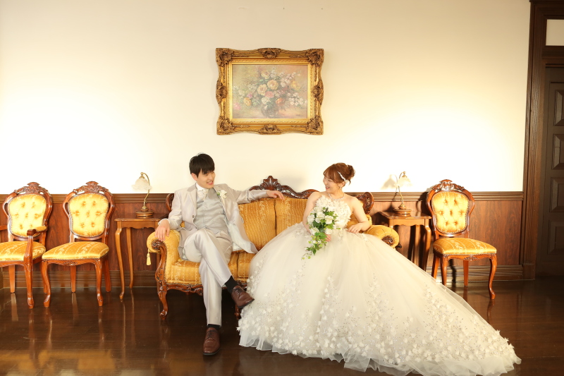 クラシックなソファーで♪