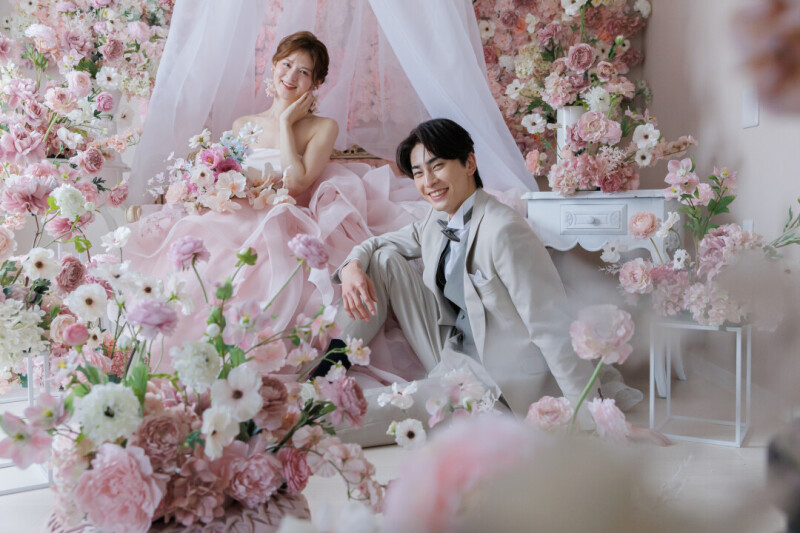 【大人気プラン!】洋装2着◎大聖堂フォト+お好きなスタジオフォトあれもこれも撮れる!《100カットデータ納品》
