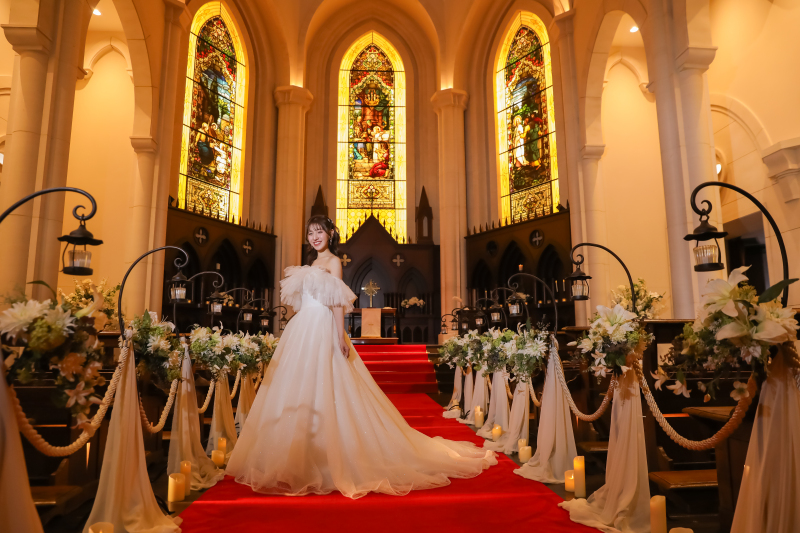 【マタニティでも安心】大聖堂チャペルフォト50カット（レタッチ済みデータ納品)洋装1点コミコミプラン！休憩もできるから安心！