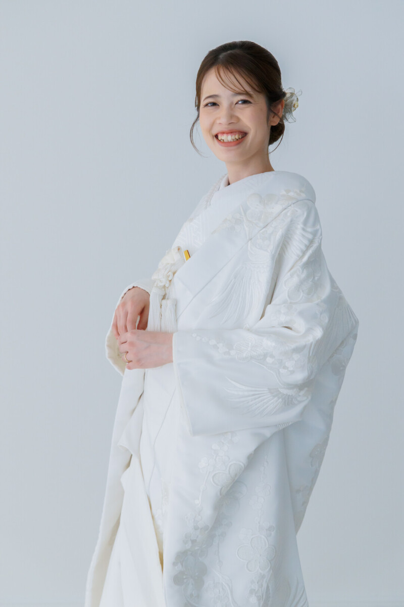 【白無垢も色打掛も!】綿帽子も華やかな色打掛も両方叶う和装スタジオプラン!羽織変えてお得に叶える60分!《50カットデータ納品》