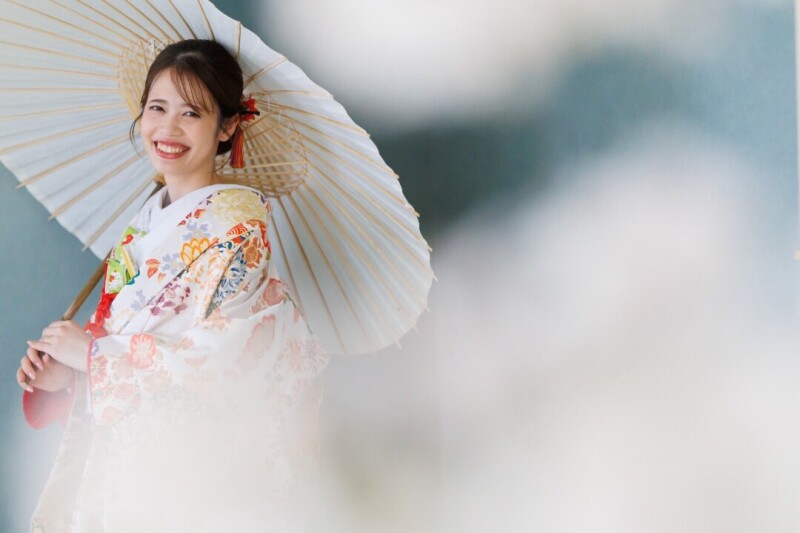 【スタジオ和装1着】撮影小物もついて天気の心配なしのスタジオ撮影!桜やあじさいお花に囲まれショットやクールなスタジオ撮影も◎