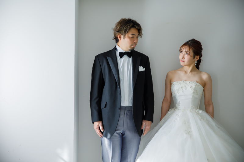 【お手頃価格♪】洋装1点プラン・衣装各1点、新婦ヘアメイク、データ10カット付き!