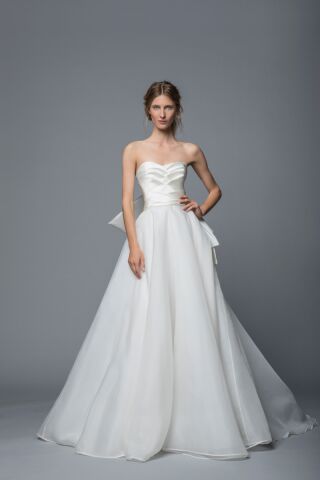 antonio riva（アントニオリーヴァ）