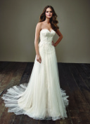 Badgley Mischka(バッジェリーミシュカ)