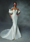 Badgley Mischka(バッジェリーミシュカ)