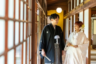 結婚式で着ない衣装で♪