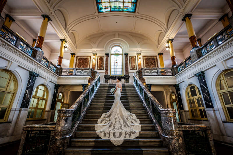 ダイナミックな後ろ姿はインパクト◎