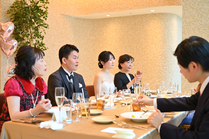 UNE+foto wedding(アン+フォト)_会食ができる