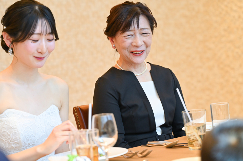 【インポートドレス着たままお食事★】洋装で食事会プラン《300カット以上の全データ》6名食事会付