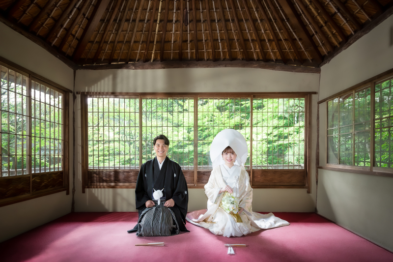【神戸迎賓館 旧西尾邸プラン】和装(2名フォトグラファー+衣裳+新婦ヘアメイク+データ100+美容・スリム補正)