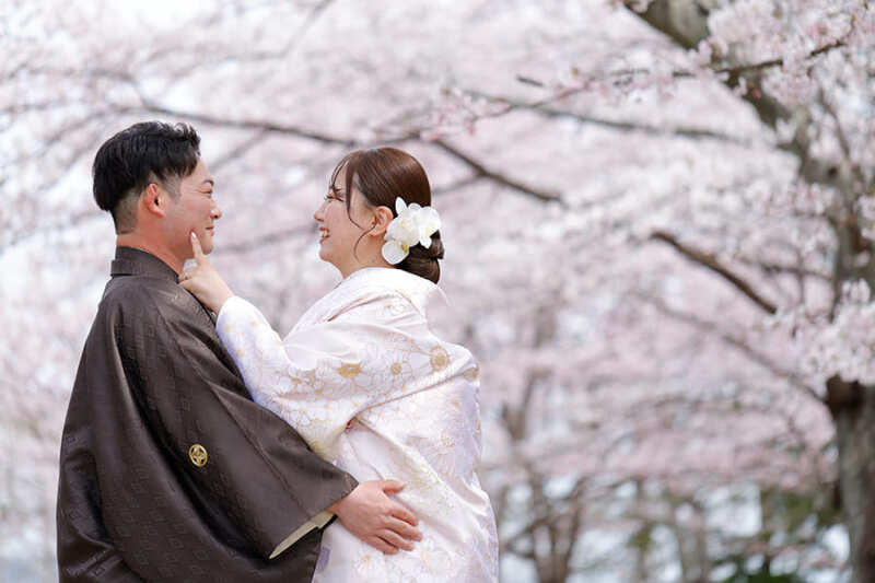 【2026年桜花期シーズンご撮影の方へ】桜キャンペーンBプラン◆&yen;89,800でデータ30カット◆新婦様グレードアップ衣装付き