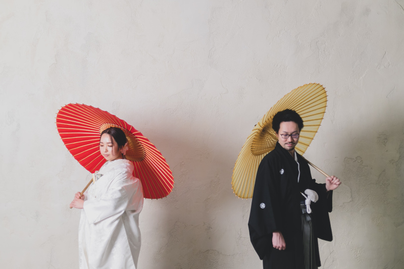 番傘を持ち雰囲気をガラッと