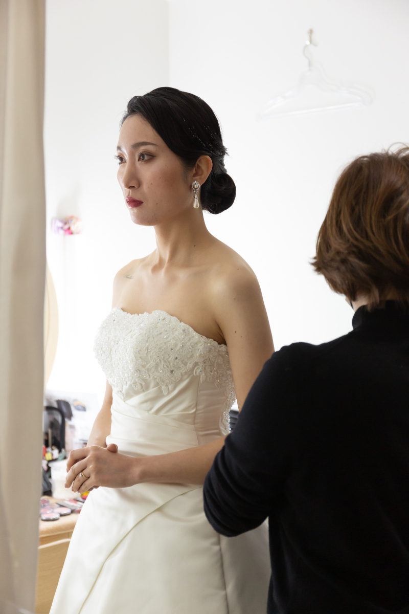 お支度シーン　緊張