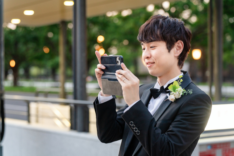 ご新婦様の笑顔の先には、、