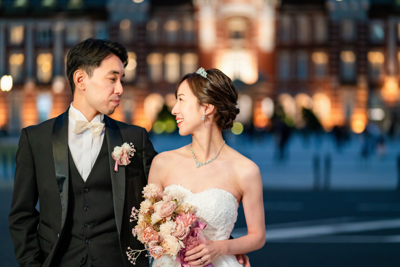 いよいよライトアップされた『東京駅』に移動して&hellip;