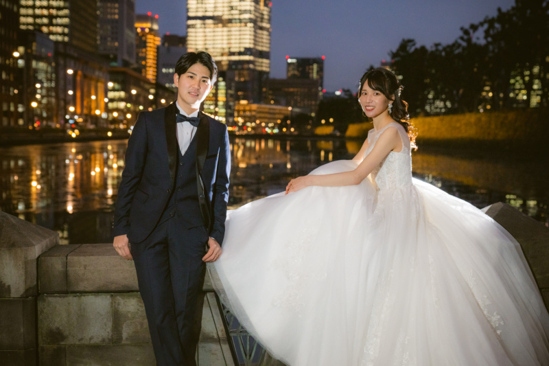 オフィス街の夜景と