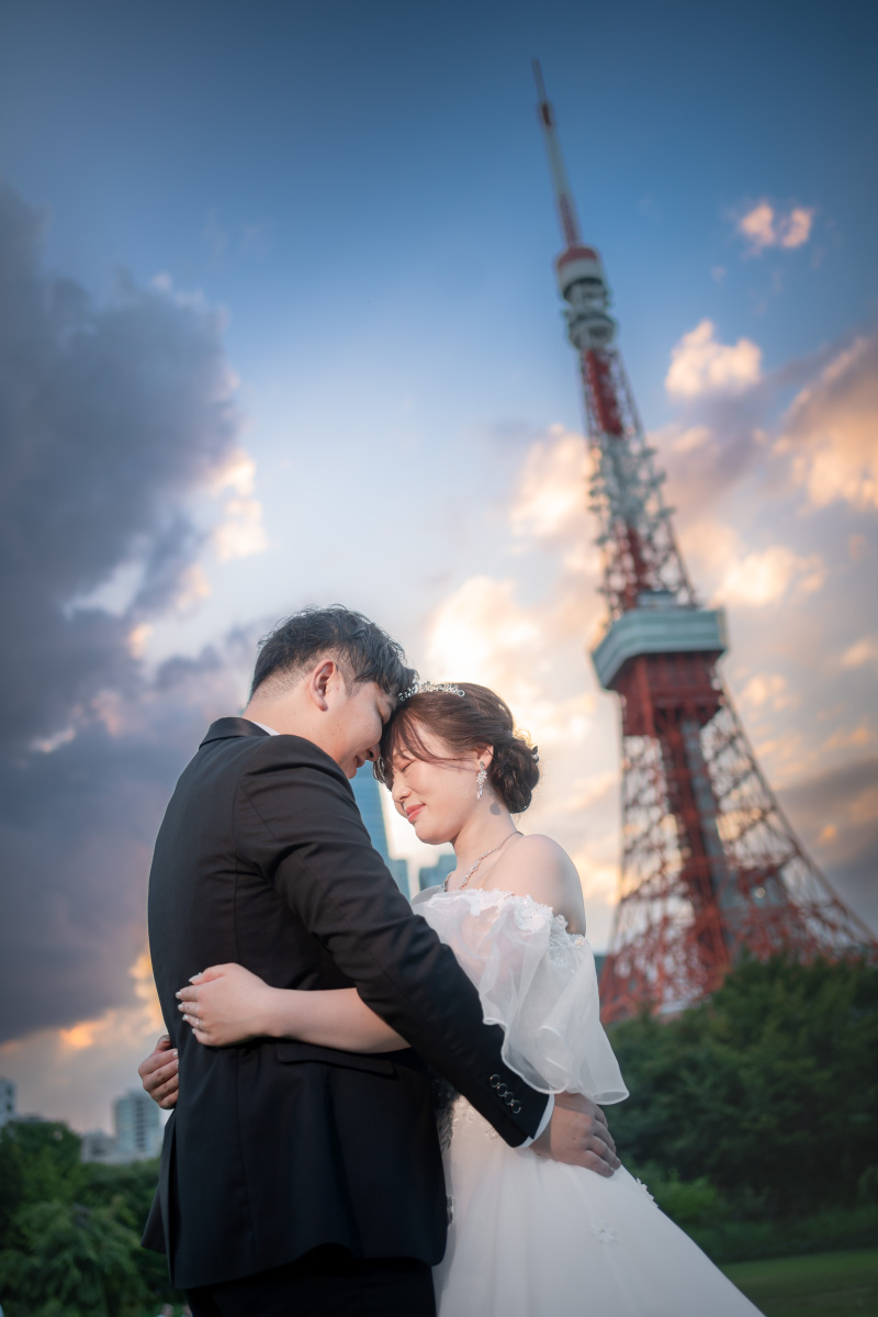 おでこをくっつけて仲良しショットを