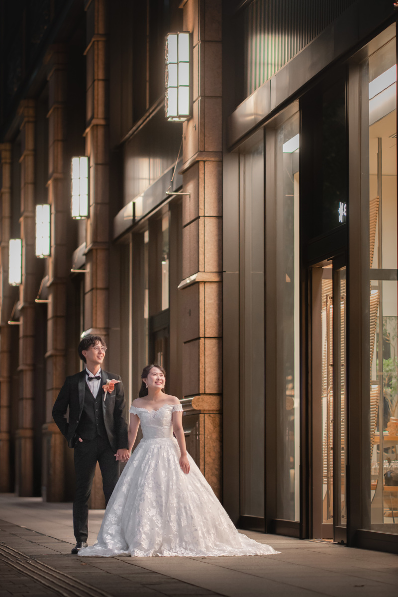 丸の内でのストリートショットも