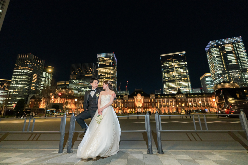 自然体なポーズで