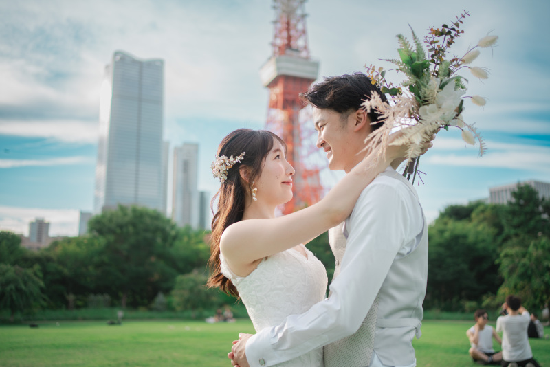 おふたりのドキドキ見つめ合いショット