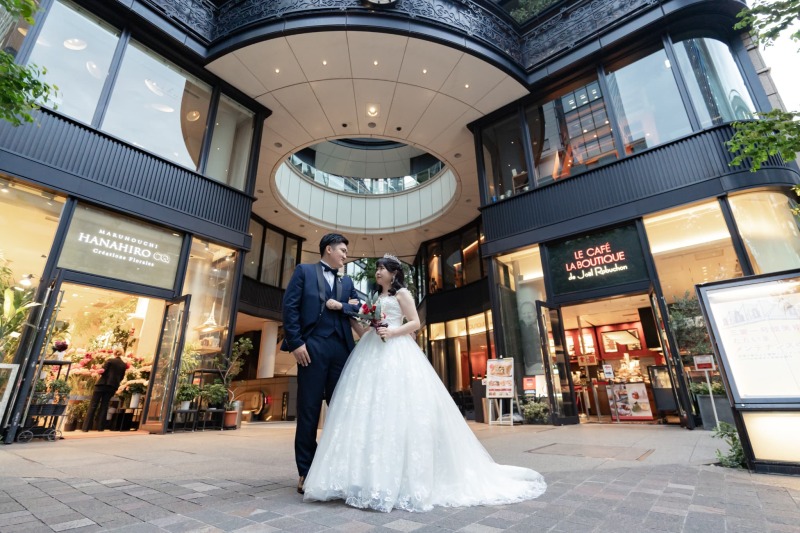 見つめ合いながら