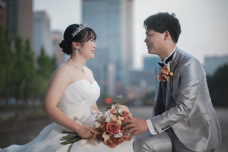 和田倉門での撮影は無限大・:*+.