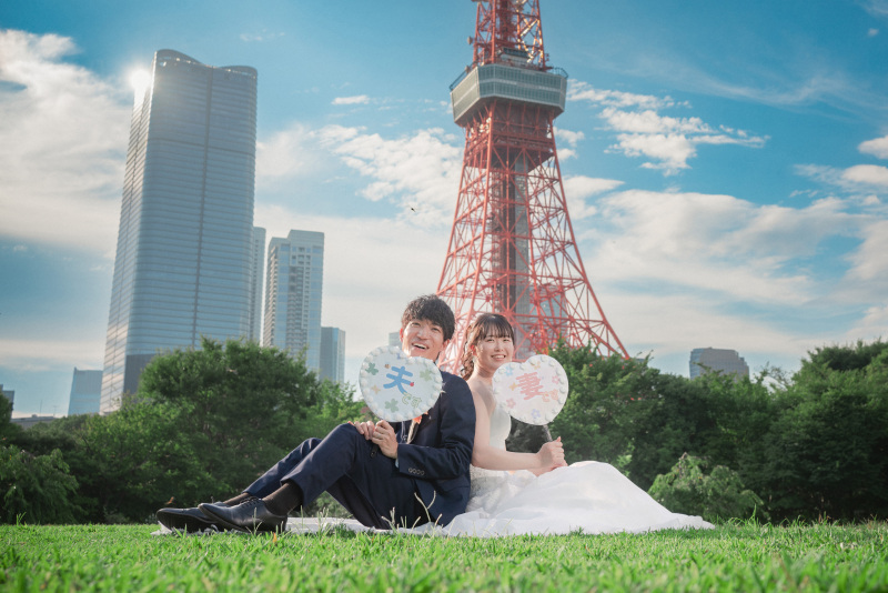 手作りのうちわで・:*+.