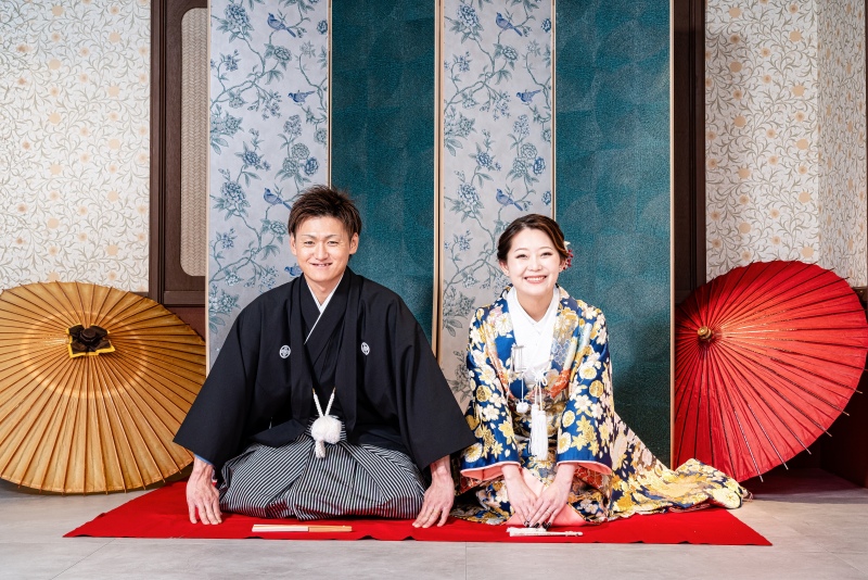 【和装＋洋装プラン】和装スタジオ＆洋装ロケ(東京駅周辺エリア)・スタンダードプラン ◉通常269,500円&rarr;154,000円