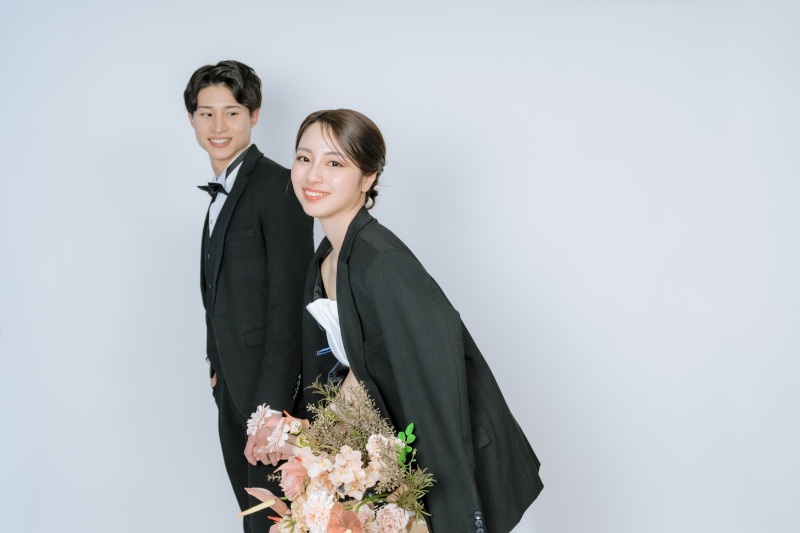 ※1日1組様限定※【洋装スタジオ撮影】◉通常88,000円⇨特別価格 49,500円！ ≪追加料金無しで全ての衣裳選び放題≫