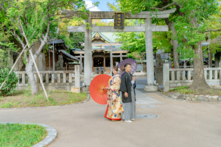 和装での神社ロケが196,800円→139,600円